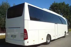 mercedes-travego-03